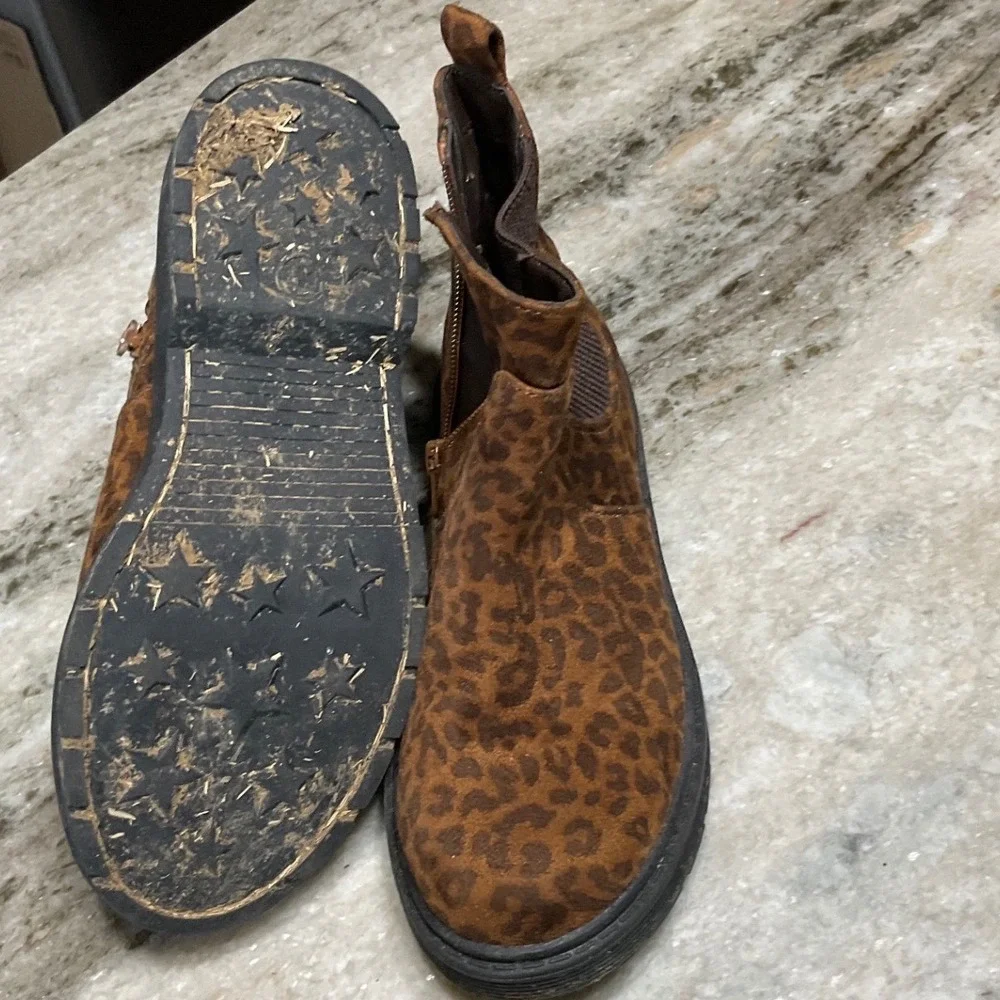 Cat & Jack Chelsea Boots Kids Size 3 Leopard Print‎ Brown Faux Suede Zip Up